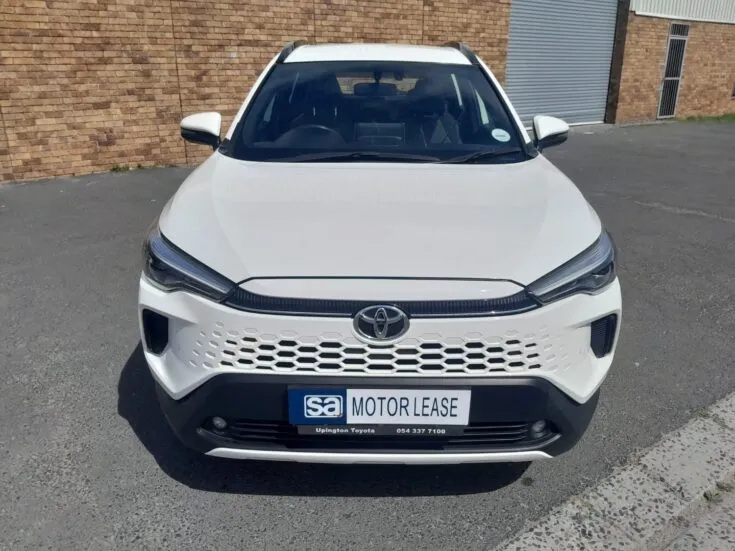 Toyota COROLLA CROSS/1.8 XS CVT – Front Photo