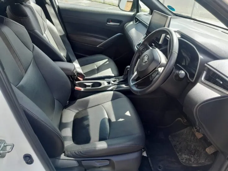 Toyota COROLLA CROSS/1.8 XS CVT – Interior