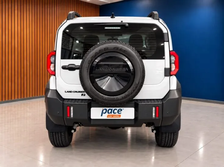 Toyota Fj Cruiser/4.0 V6 4X4 5AT – Back Photo