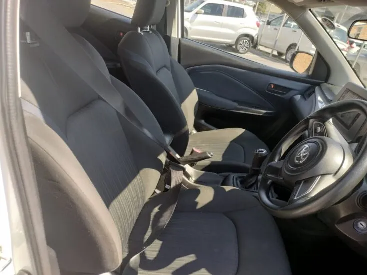 Toyota Starlet/1.4L XS AT – Interior