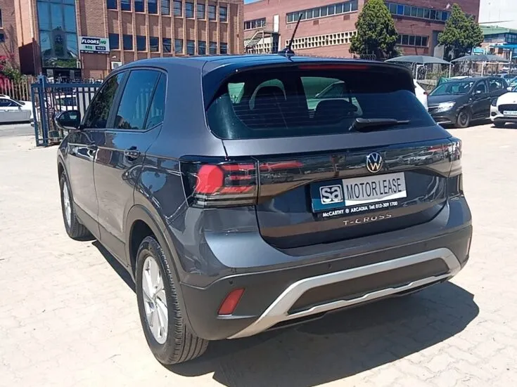 Volkswagen T-Cross/1.0 TSI – Back Feature Photo